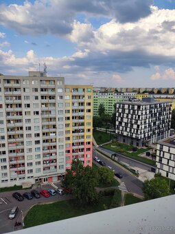 Pronájem Bytu 1+kk Praha Děčínská Střížkov Praha 8 - 9