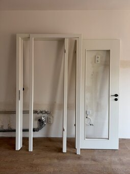 Prodám: Interior dveře Vekra, bíle, G1 sklo, pravé - 80x210 - 9