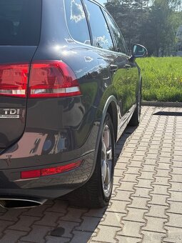 VOLKSWAGEN TOUAREG 3.0 TDI 180KW TOP VYBAVA WEBASTO XENONY - 9