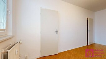 Prodej bytu 2+1, 44 m2, Na Valtické, Břeclav - Charvátská No - 9