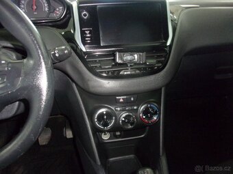 Peugeot 208 1,6 e-HDi - 9