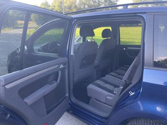 VW Touran, 2,0 TDi, 103 kW, r.v. 2008, - 9