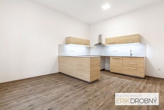 Pronájem bytu 2+1, 65m2, Pardubice – Jindřišská. - 9