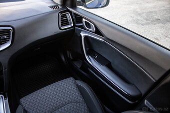 Kia Ceed SW 1.4 T-GDi Platinum A/T - 9