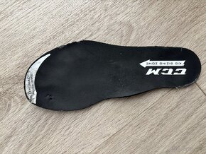 Brusle CCM vel.12 - 9