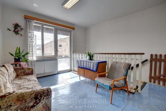 Prodej rodinné domy, 180 m2 - Hostinné, ev.č. 501 - 9
