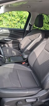 Prodám Ford Kuga Titanium 1.5 EcoBoost 150k man (2019) - 9