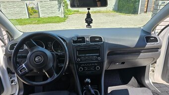 VW Golf 6, 1.6 TDI, 1. majitel - 9