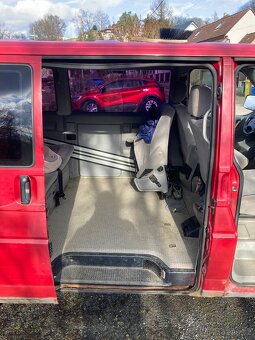 VW Transporter T4 2,5D - 9