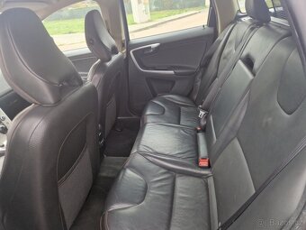 Volvo XC 60 D5 129 kw - tažné zařízení - - 9