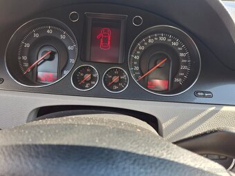 Passat b6 1,6fsi za dodavku - 9