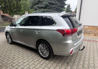 Mitsubishi Outlander, 2,4 PHEV Top 4WD odpočet DPH - 9