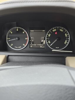 Land Rover Range Rover Sport 3.0HSE 180 KW KŮŽE - 9