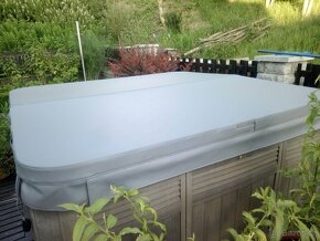 Termoizolační kryt na vířivou vanu - 9