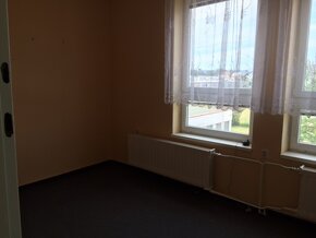 PRONÁJEM kancelářských prostor - 9