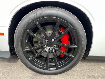 Dodge Challenger ScatPack, 2020, 6.4l, velké brzdy - 9