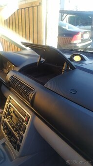 Ford Galaxy 2.3i 107kW, 7 míst - 9
