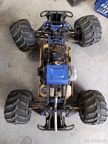 Prodám benzínové autíčko na dálkové ovládání Warrior mxt-5 - 9