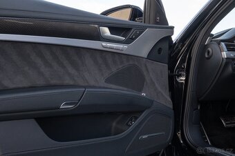 Audi S8 Plus Quattro,Matrix,Masáž,360,Ceramic - 9