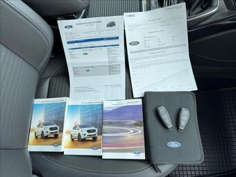 Ford Kuga 2,0 TDCi Titanium 4x4 1.maj ČR - 9
