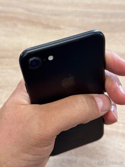 iPhone 7 32GB (nová baterie) - 9