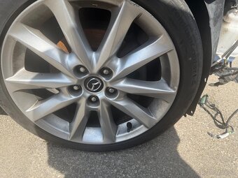 Mazda 3 bn - 9