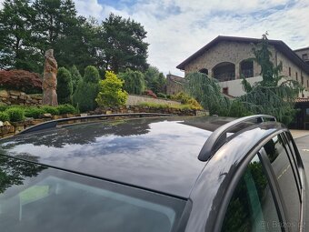 VOLKSWAGEN TOURAN 1,6 TDI 77KW 7-MÍST - 9