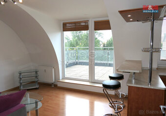 Pronájem bytu 3+kk, 62 m2, Praha - Záběhlice, Ginzova - 9