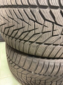 Zimní pneu Hankook i-cept evo 3 - R 20 Winter - 9