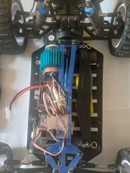 RC auto Himoto Monster EMXT-1 4WD ART 1:10 + 7 baterií - 9