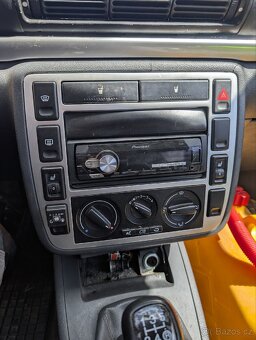 Prodám Ford Galaxy 2.3 benzín+ plyn,rok výroby 2001 , - 9