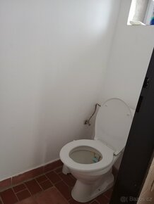 Pronájem budovy bývalé váhy, strážního domku - 9