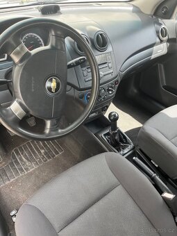 Chevrolet Aveo - 9