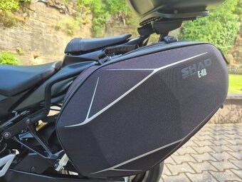 Suzuki GSR 750 - TOP STAV + VÝBAVA - 12 000 KM 123.000,- Kč - 9