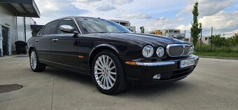2005 Jaguar XJ8 L 4.2 V8 - 9