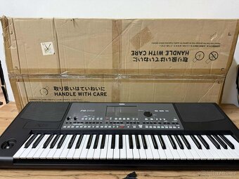 klávesy Korg Pa600 - 9