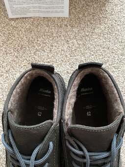 Nové pánské kožené zimní boty Baťa s kožichem - č. 42 - 9