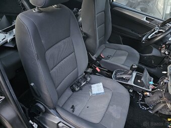 Náhradní díly VW Volkswagen Golf Sportsvan 1.2 TSI - 9