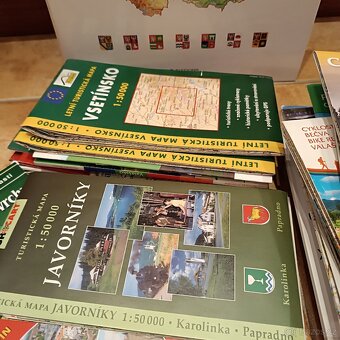 Různé turistické mapy - 9