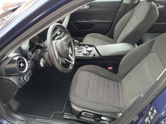 Alfa Romeo giulia - 9