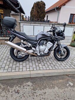 Yamaha fazer 1000 - 9