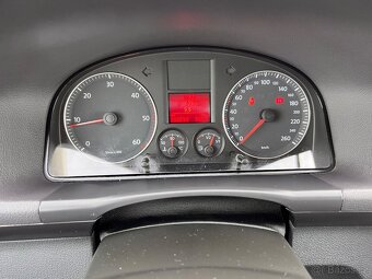 Volkswagen touran - 9