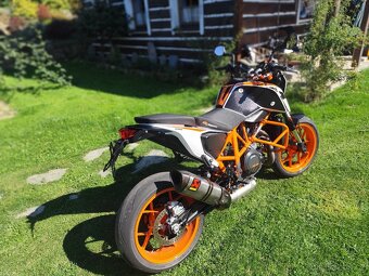 KTM 690 DUKE R - 9