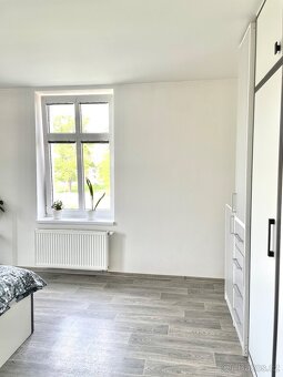 ☀️ Slunný byt 3+1 po rekonstrukci – celé patro,zahrada,sklep - 9
