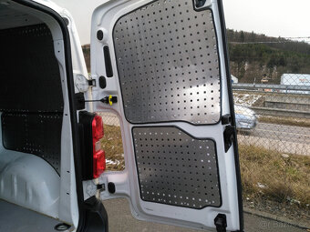 Peugeot Expert 2.0 HDI /90 kW/ - 9