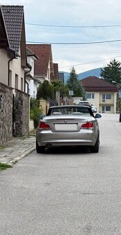 Bmw 125i E88 - 9
