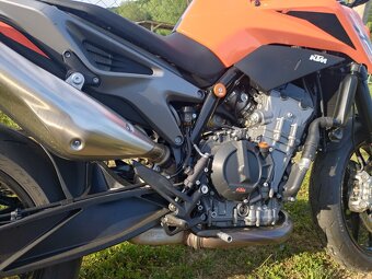 KTM 790 Duke 2023 - 9