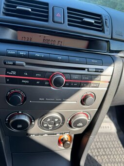 Mazda 3 - 9