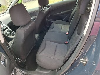Peugeot 308 1.4 benzín 72kw koupeno v ČR - 9