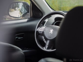 Peugeot 4007 2.2 Hdi 4x4 | 7míst - 9